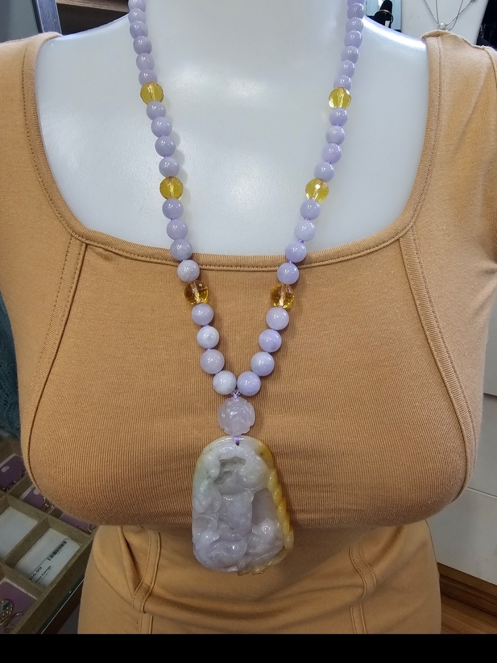 Lavender Jade With Carved Pendant Necklace